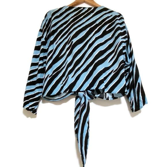 TOPSHOP ZEBRA PRINT TOP - Picture 3 of 9